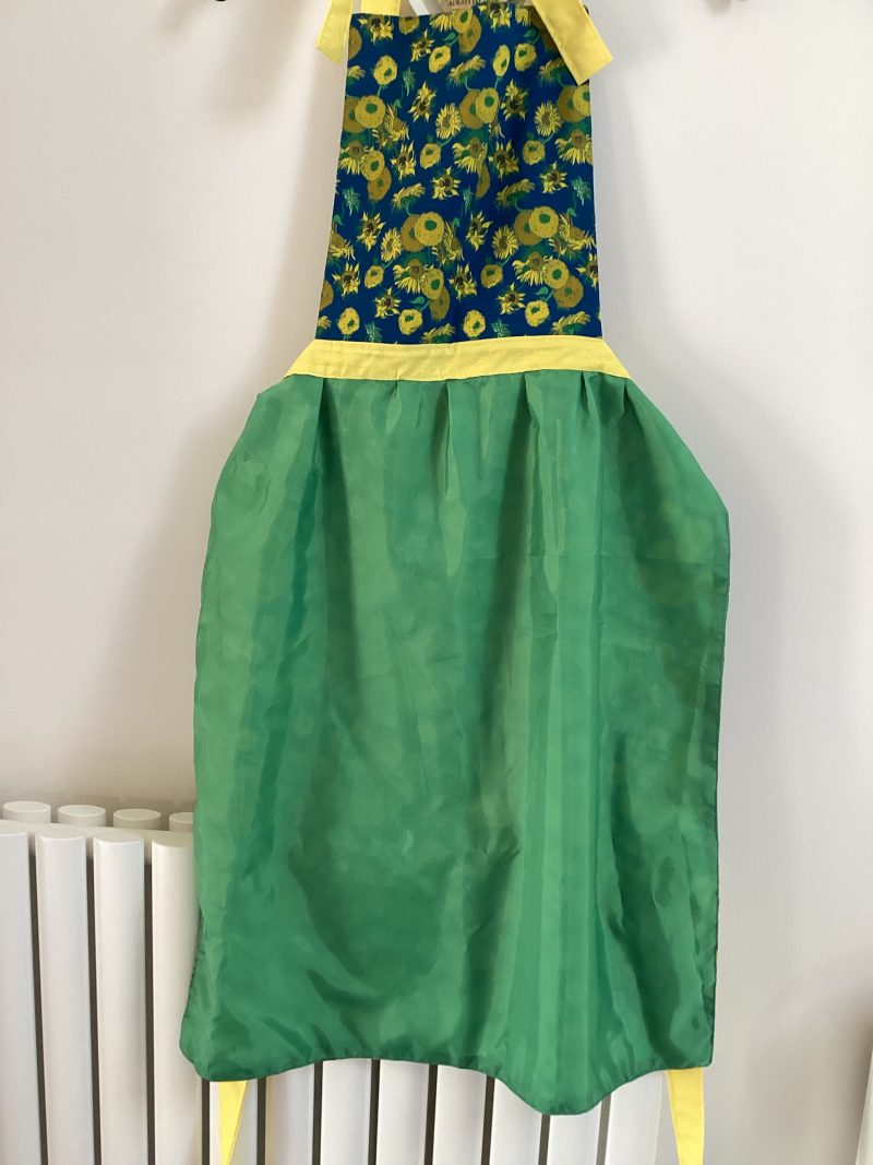 Classic Medium/Large Apron Handcrafted From Van Gogh’s Sunflowers Licensed Fabric