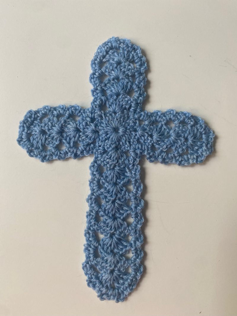 Crochet set of two crosses