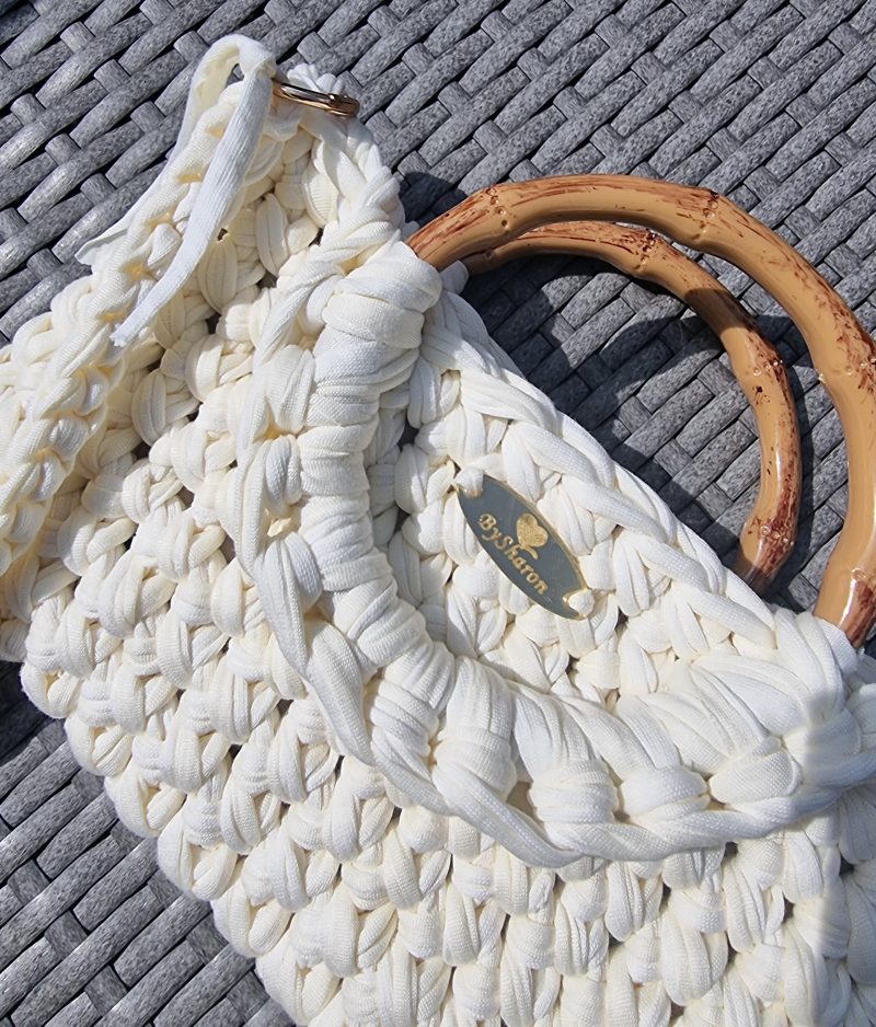 Handmade Crochet Cream Handbag with Bamboo Handles & Crossbody Strap