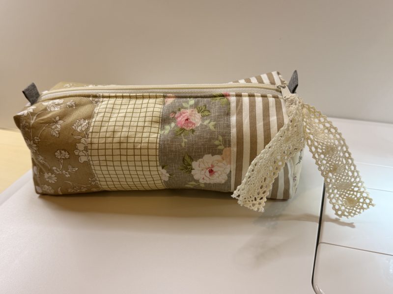 Vintage makeup bags/waterproof inside