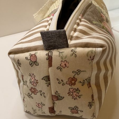 Vintage makeup bags/waterproof inside