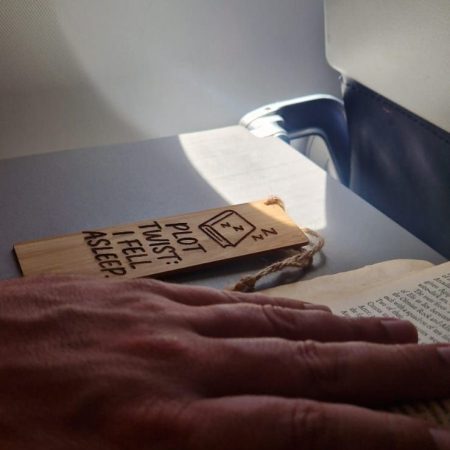 “PLOT TWIST: I FELL ASLEEP” Engraved Wooden Bookmark – Funny Gift for Book Lovers