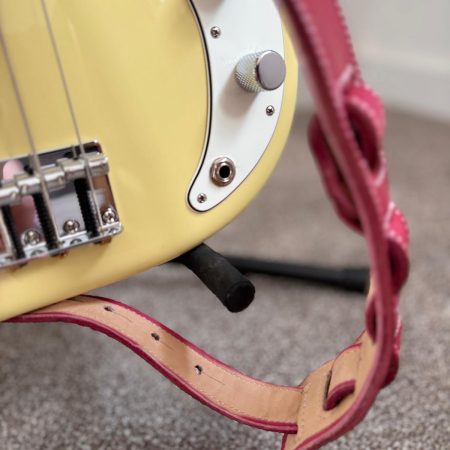 Handmade leather guitar and bass straps made in Mexico. Available in black, blue and burgundy.