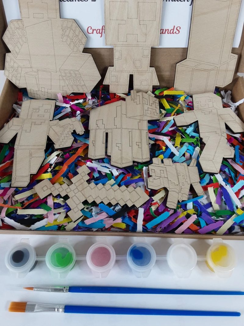 Paint your own Minecraft Craft kit, Birthday Painting Kit, Holiday Activity (Copy)