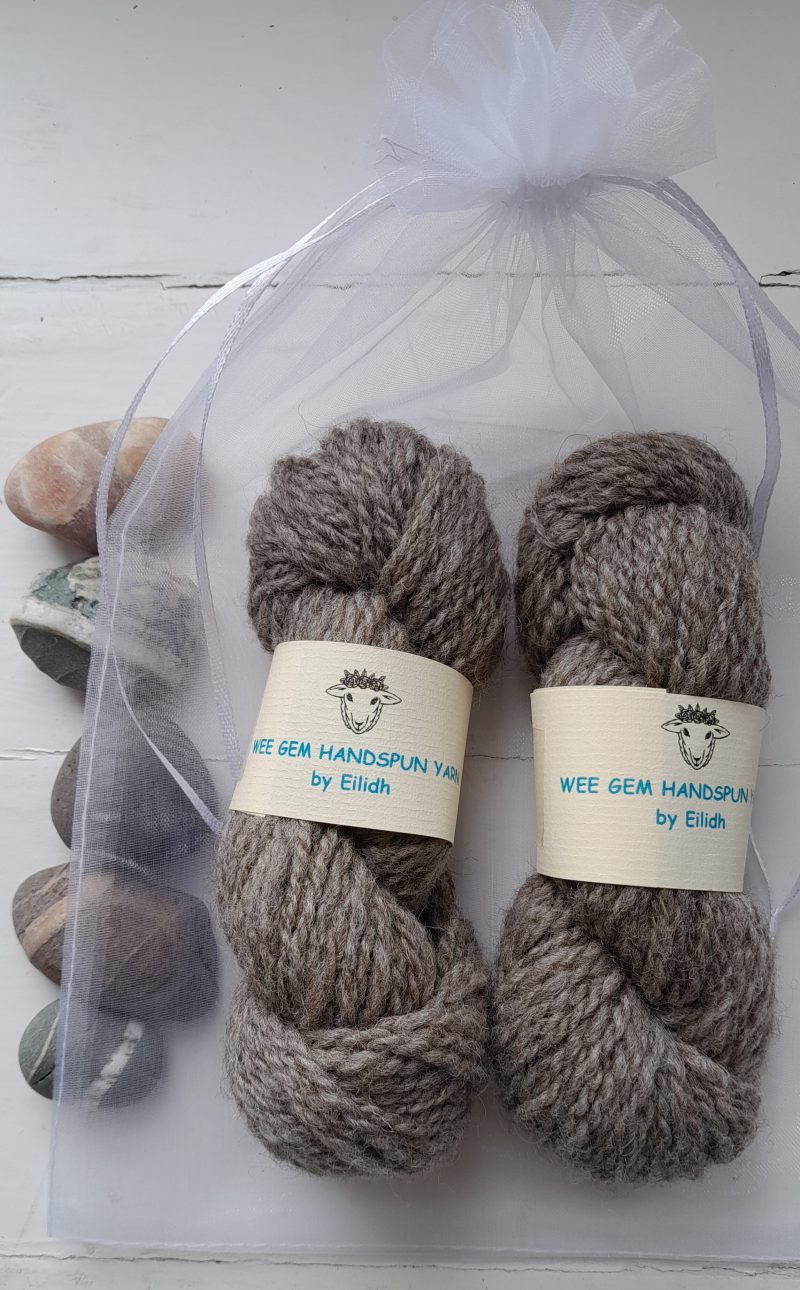 Hand Spun Yarn - Shetland Wool - Grey