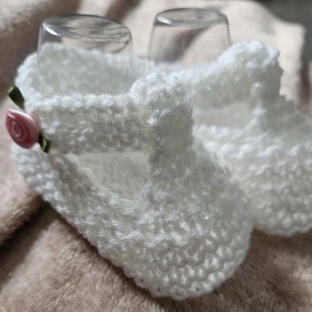 Hand knitted baby shoes 0-3 months