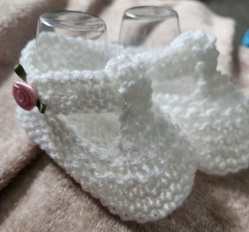 Hand knitted baby shoes 0-3 months