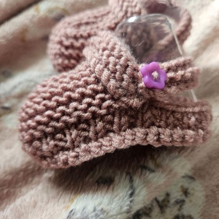 Hand knitted baby shoes 0-3 months