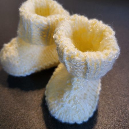 Hand knitted baby shoes 0-3 months