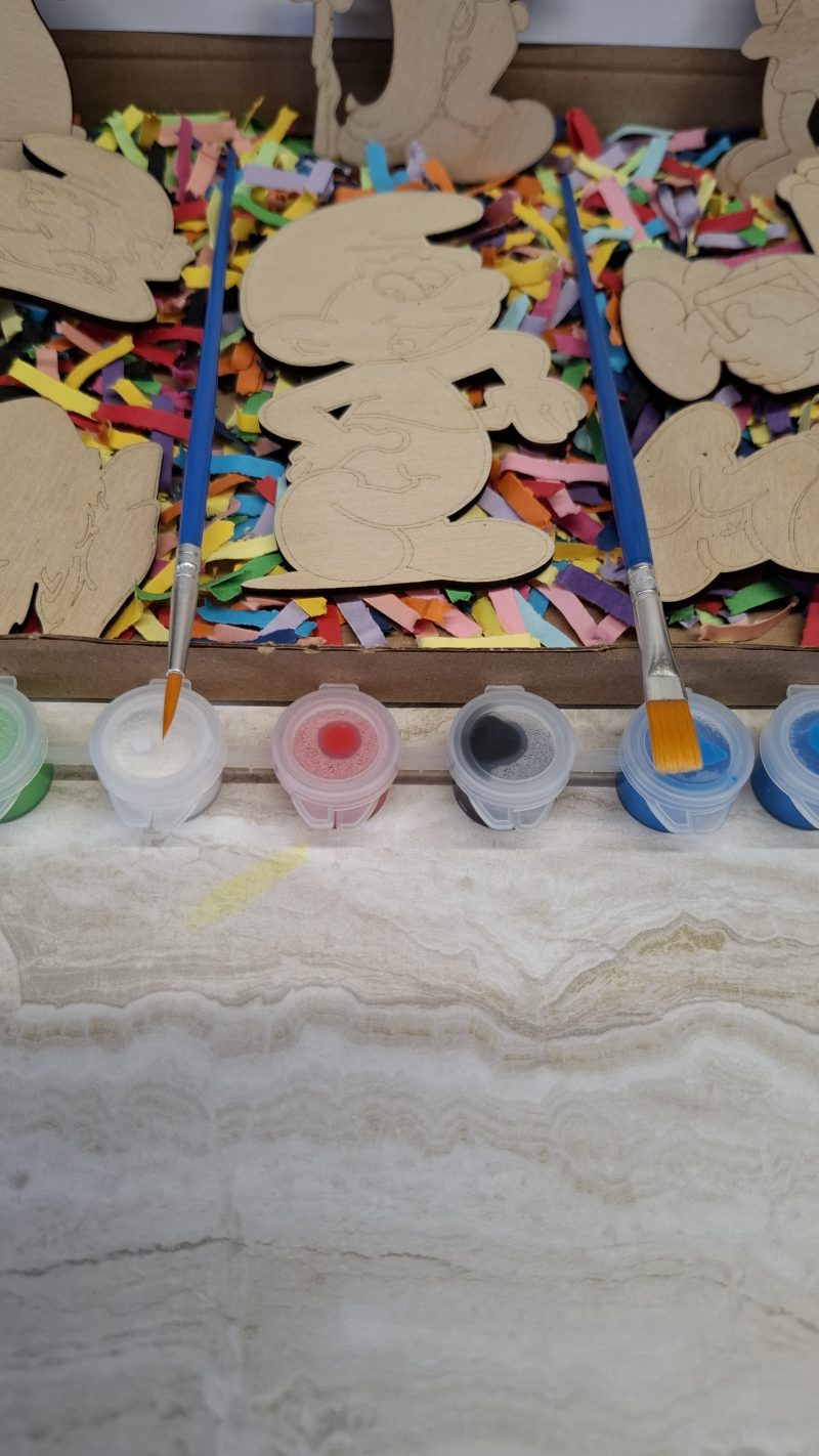 Paint your own Smurf's Craft kit - Holiday Painting Kit - Wooden Figures