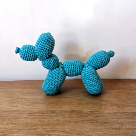 Teal Crochet Balloon Dog | Desk decor, Art Deco Gift