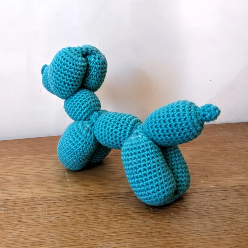 Teal Crochet Balloon Dog | Desk decor, Art Deco Gift