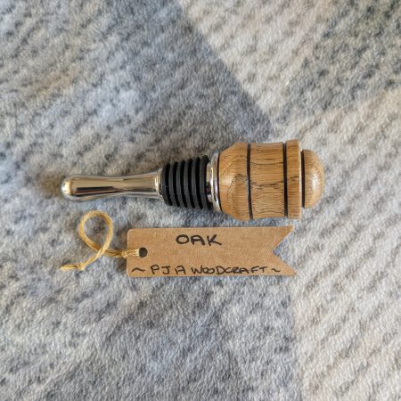 Hand turned bottle stopper made from oak with teardrop base