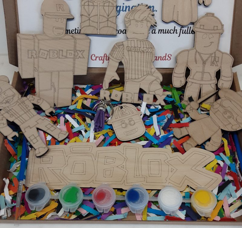 Roblox Wooden Figures, Paint your Own Craft Kit, Birthday Party Gifts