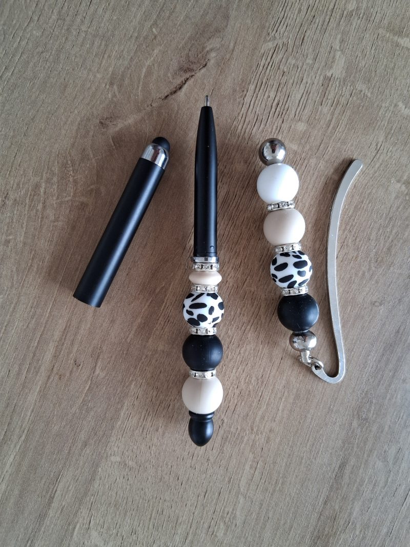 Cow Print 2-in-1 Stylus Pen & Bookmark Set