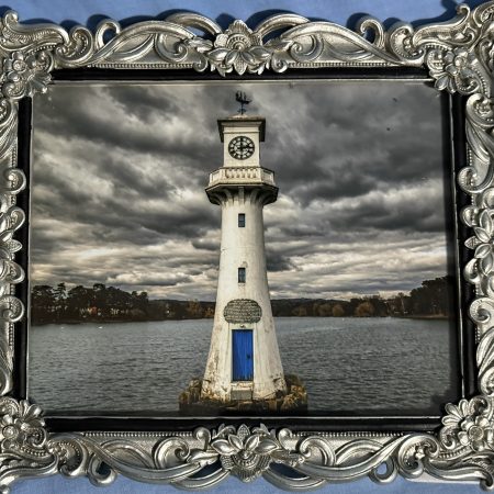 Captain RF Scott Memorial in a Silver Frame 8" x 10"