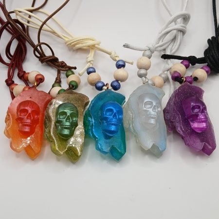 Arcane Artefacts: Elemental Spirit Shards – set of 5 crystal resin pendants | UV, glow | LARP, cosplay, theatre