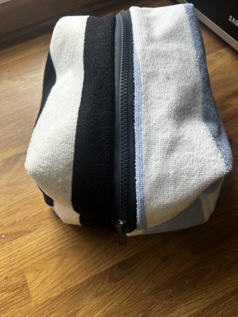 Towel make up or wash bag