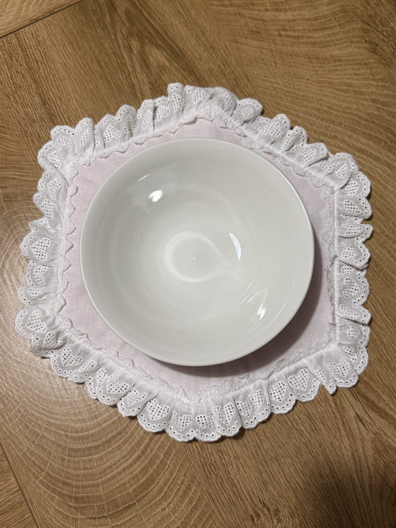 Plate pad /Floral Quilted