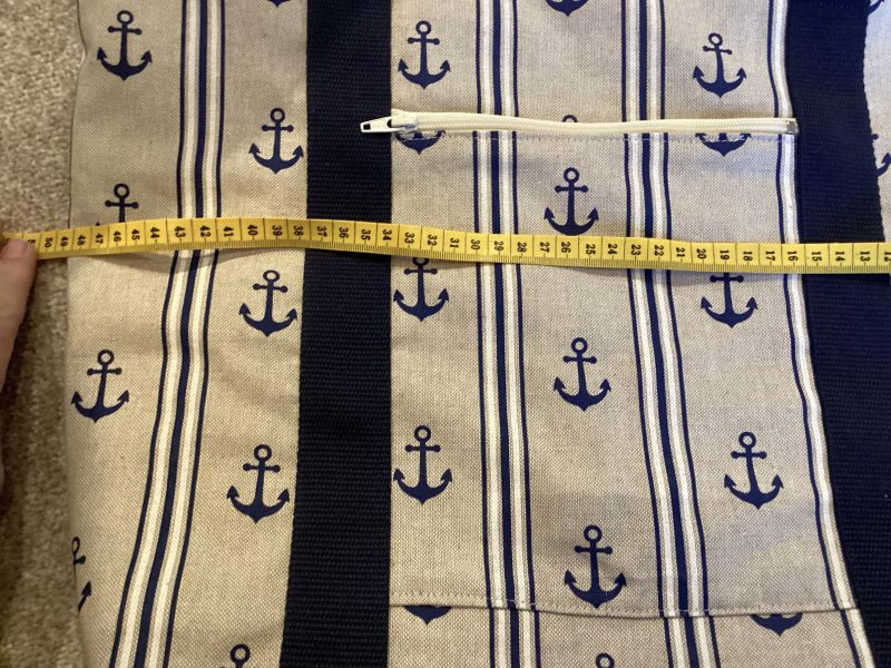 Navy/Beige Nautical Seaside Themed Anchor Lined Zipped Medium/Large Beach Bag