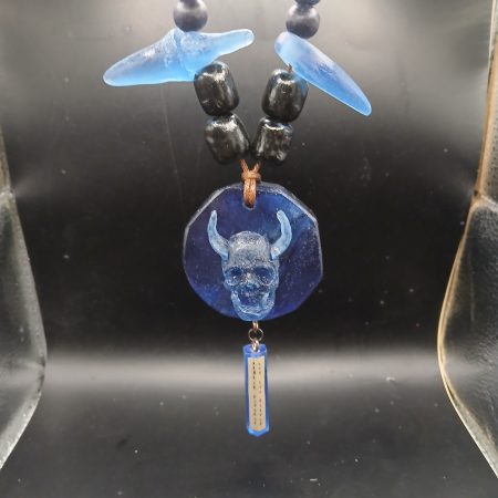 Hunter's Charms - Oni Warlord resin pendant, 5 colours available | Demon Fang, Claw, Skull | LARP, cosplay