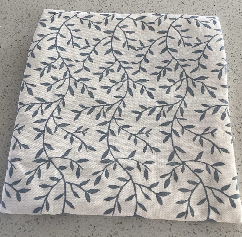 Versatile Useful Cream/Blue Fabric Lined, Zipper Medium Size Pouch