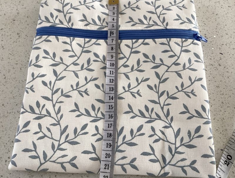 Versatile Useful Cream/Blue Fabric Lined, Zipper Medium Size Pouch