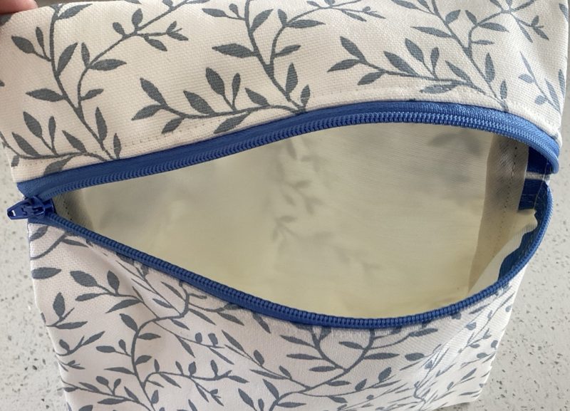 Versatile Useful Cream/Blue Fabric Lined, Zipper Medium Size Pouch