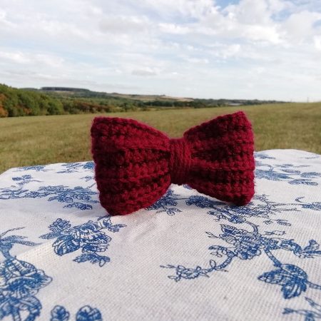 Crochet Bow, Medium Size, Clip / Band Fastener.
