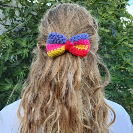 Crochet Bow, Medium Size, Clip / Band Fastener.