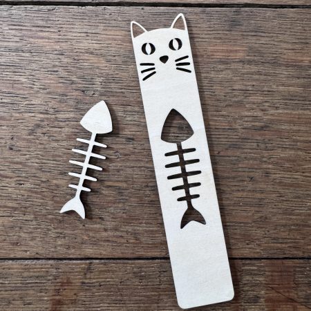 Cat Laser Cut 15cm x 3cm x 3mm Wooden Bookmarks