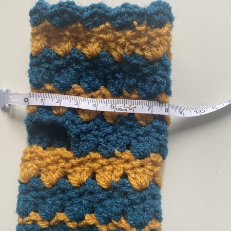 Crochet wrist warmers