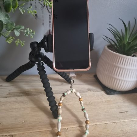 The Sage Shell Phone Strap