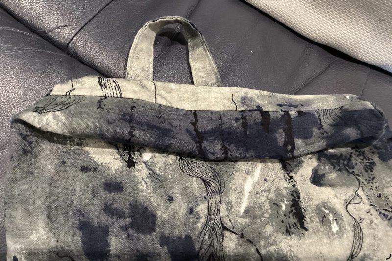 Beautiful Dye Print Fabric Lined Tote Bag with Inside Pockets & Cream Edging