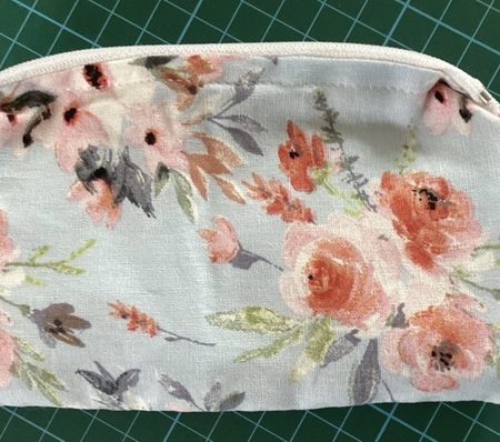 Really Cute Small Lined Blue Floral Zipped Coin/Card Purse