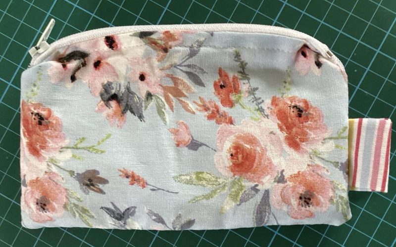 Really Cute Small Lined Blue Floral Zipped Coin/Card Purse