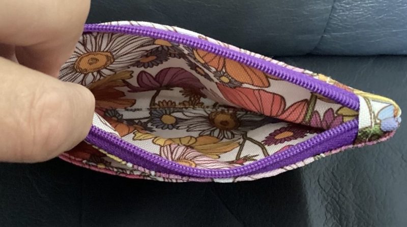 Beautiful Floral Fabric Zipped Coin/Card Purse with Matching Lining