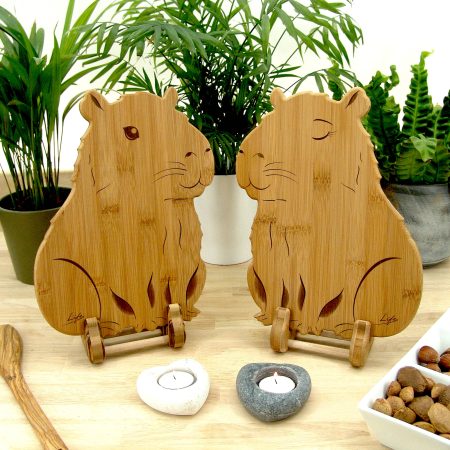 Capybara Chopping Board – Handmade Bamboo Cutting & Serving Board