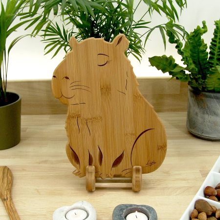 Capybara Chopping Board – Handmade Bamboo Cutting & Serving Board
