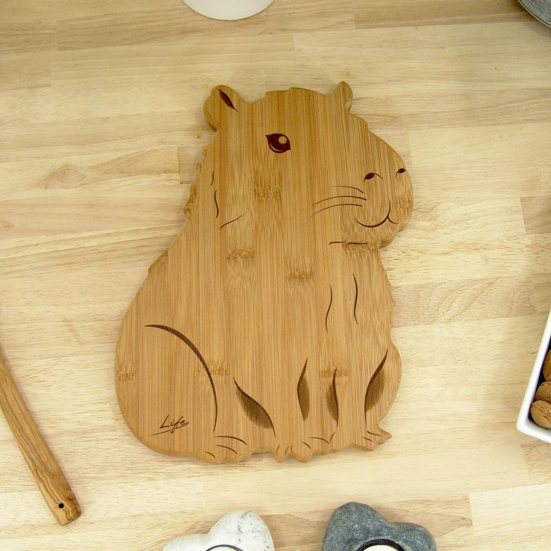 Capybara Chopping Board – Handmade Bamboo Cutting & Serving Board