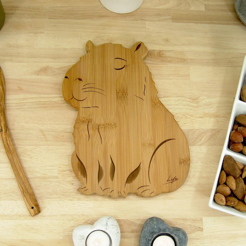Capybara Chopping Board – Handmade Bamboo Cutting & Serving Board