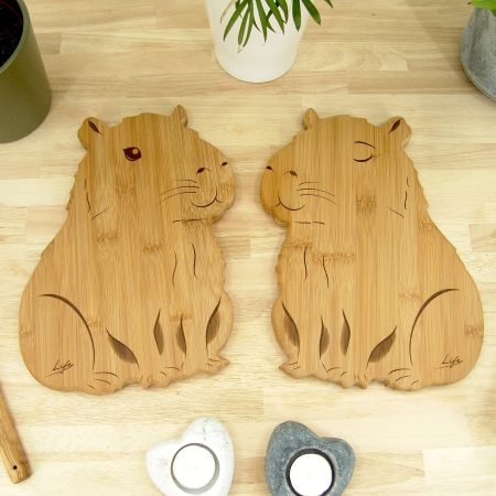 Capybara Chopping Board – Handmade Bamboo Cutting & Serving Board