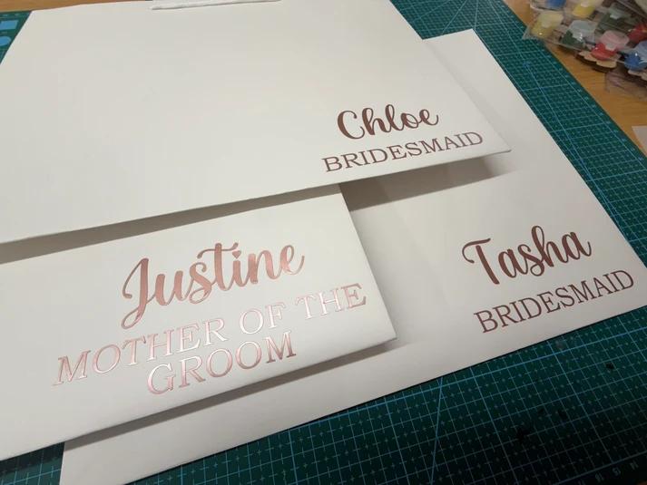 Personalised Gift Bags – Black or White | Wedding & Birthday