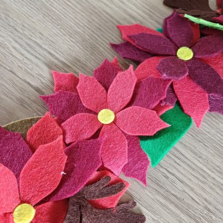 Beautiful Traditional Style Hand Made Felt Christmas Garland. Christmas Home Decor