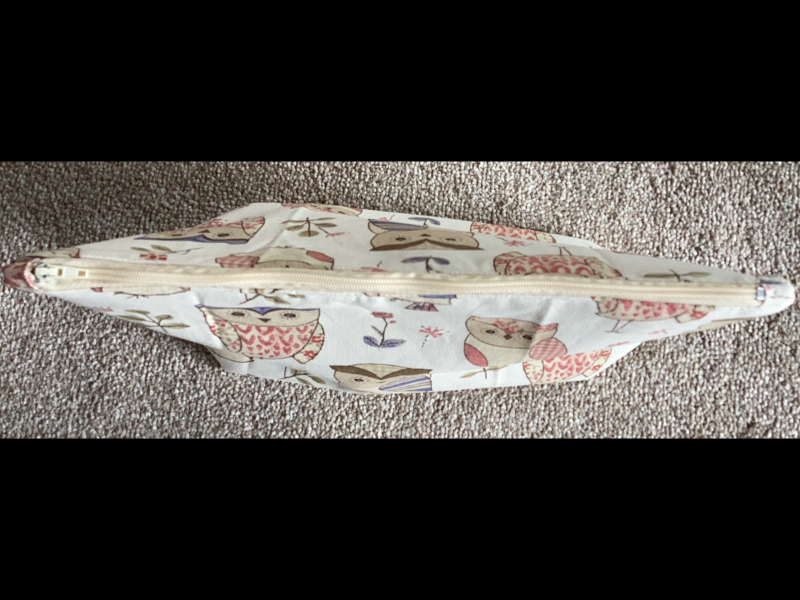 Medium/Large Cream Owl Print Lined, Zipped Beauty Bag, Vanity Bag, Make Up Bag