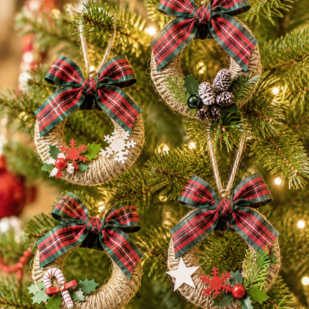 Mini Rustic Christmas Wreaths Made From Re-Purposed Shower Curtain Rings. Traditional Christmas Home Decor
