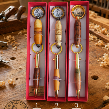 Keyring & Mini Bolt action pen set.