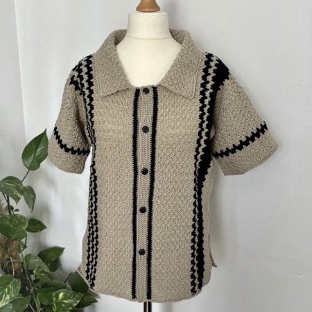Handmade Unisex Crochet Polo Shirt - Beige & Navy Zig-Zag