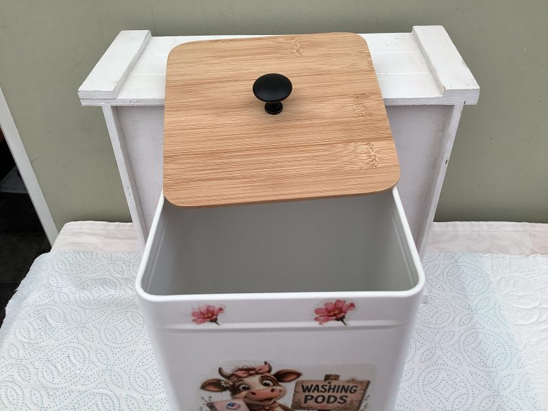 Handmade Decoupaged wash pod tub highland cow Design