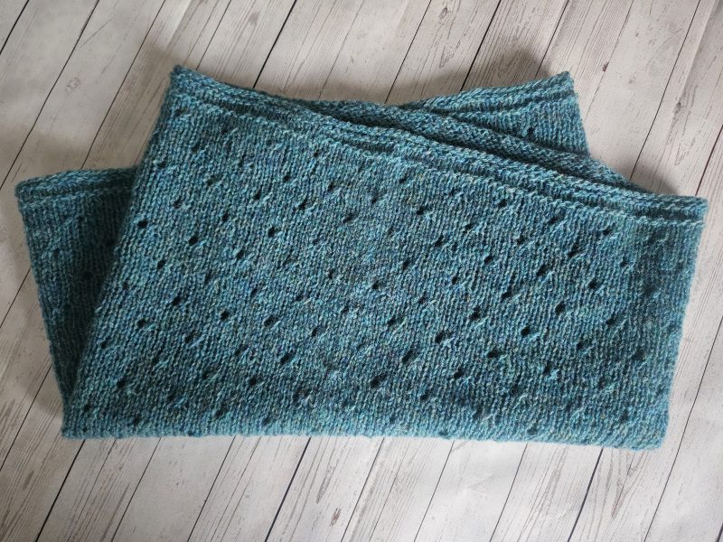 Handknitted 100% wool cowl/tubescarf.